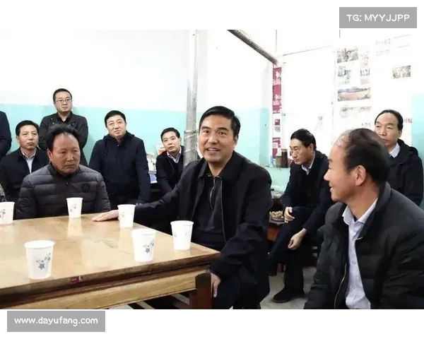 马德兴与宋凯上村健一亲切交流并鼓励国少队员全力以赴打好比赛 马德兴与宋凯上村健一亲切交流并鼓励国少队员全力以赴打好比赛